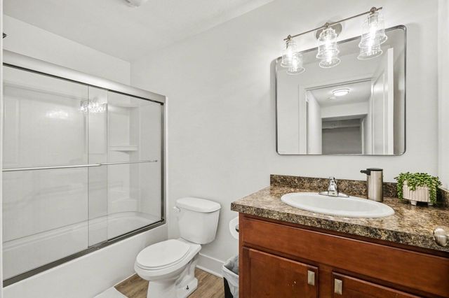 4211 Sand Valley Drive NE, Rockford, MI 49341