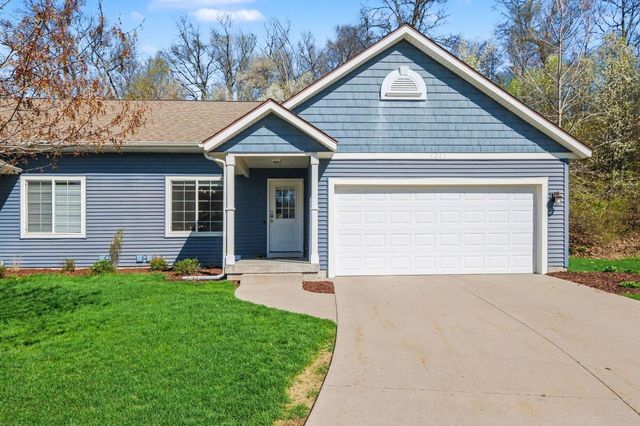 4211 Sand Valley Drive NE, Rockford, MI 49341