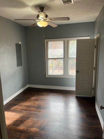 803 S Vine Ave, Tyler, TX 75701