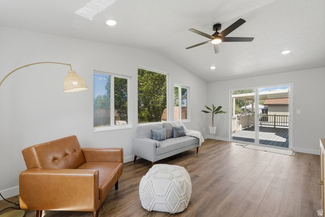 1712 E HILLSBORO, Layton, UT 84040