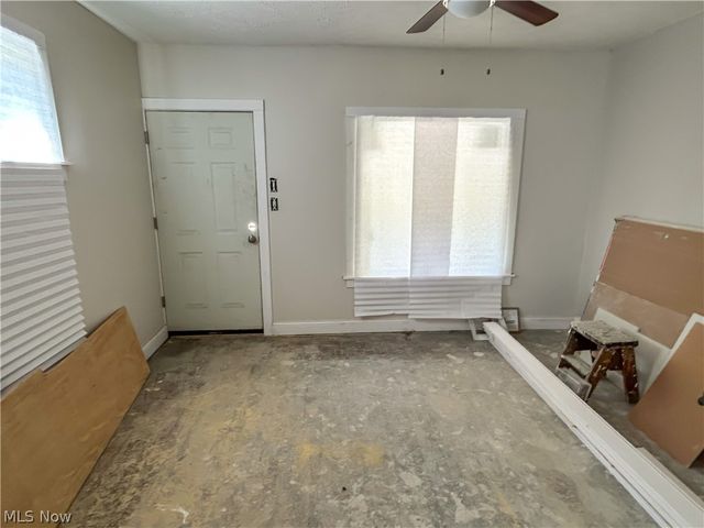 9800 Pratt Avenue, Cleveland, OH 44105