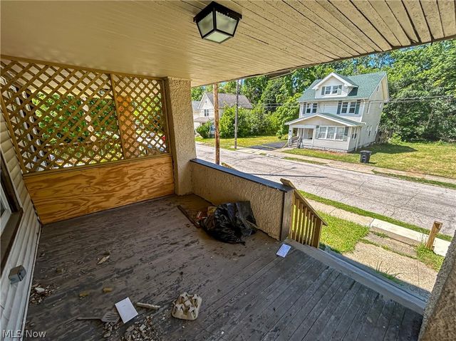 9800 Pratt Avenue, Cleveland, OH 44105