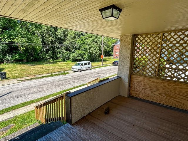 9800 Pratt Avenue, Cleveland, OH 44105