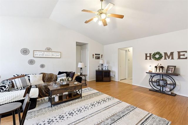 603 Welston Circle 605, Norman, OK 73071