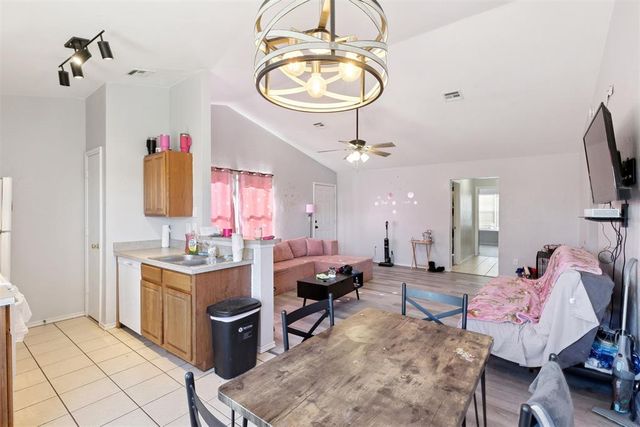 603 Welston Circle 605, Norman, OK 73071