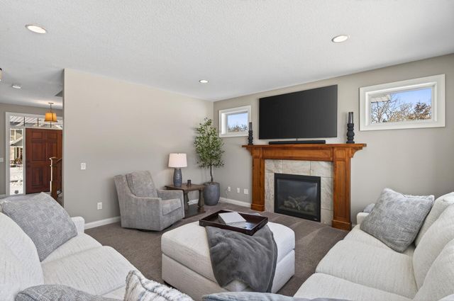 4292 Parkview Lane, Anoka, MN 55303