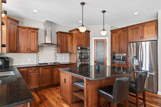 4292 Parkview Lane, Anoka, MN 55303