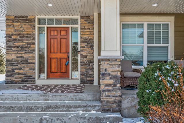 4292 Parkview Lane, Anoka, MN 55303