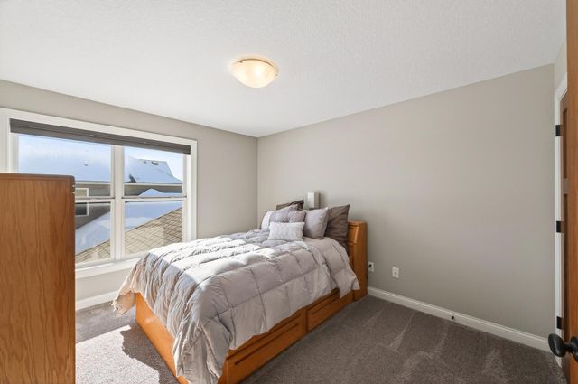 4292 Parkview Lane, Anoka, MN 55303