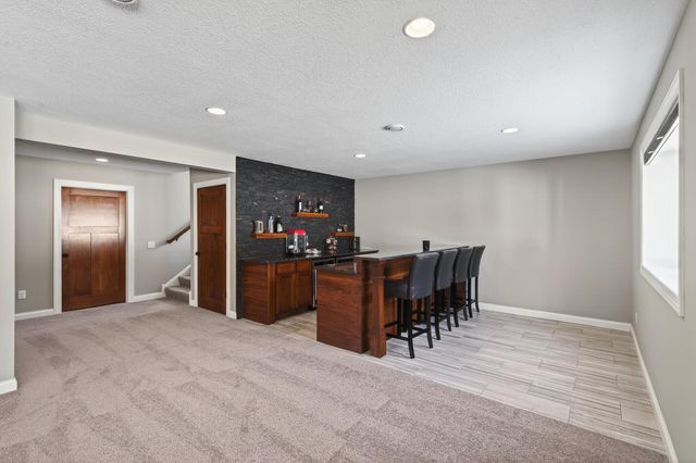 4292 Parkview Lane, Anoka, MN 55303