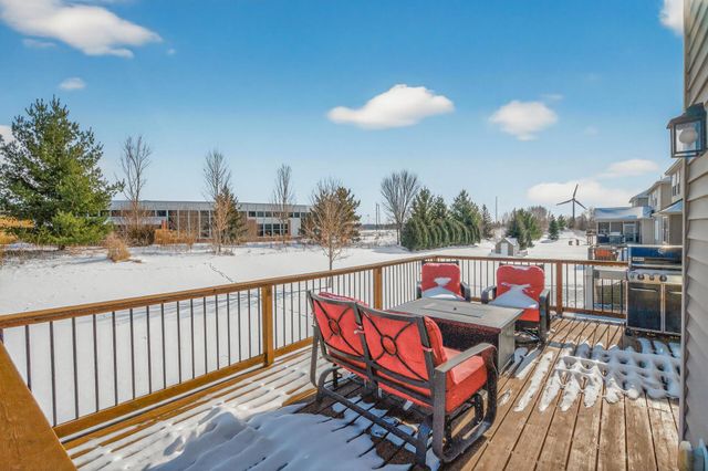 4292 Parkview Lane, Anoka, MN 55303