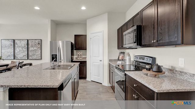 727 WILD OLIVE, Seguin, TX 78155