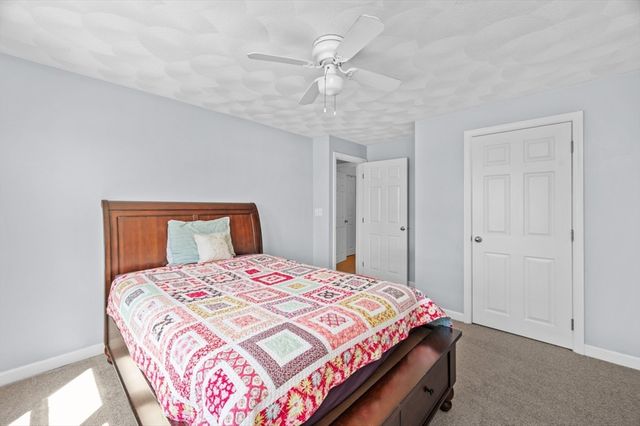 11 Fleming St, Lowell, MA 01851