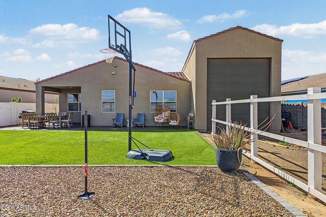 4386 W SUNCUP Drive, San Tan Valley, AZ 85144