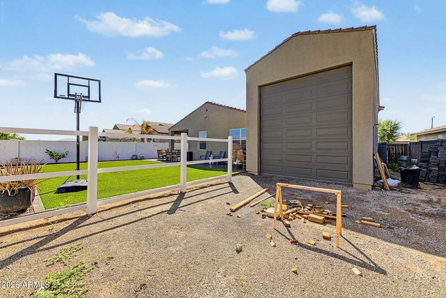 4386 W SUNCUP Drive, San Tan Valley, AZ 85144