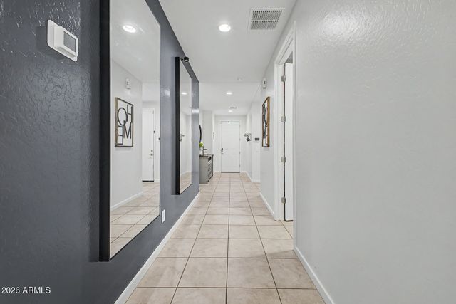4386 W SUNCUP Drive, San Tan Valley, AZ 85144