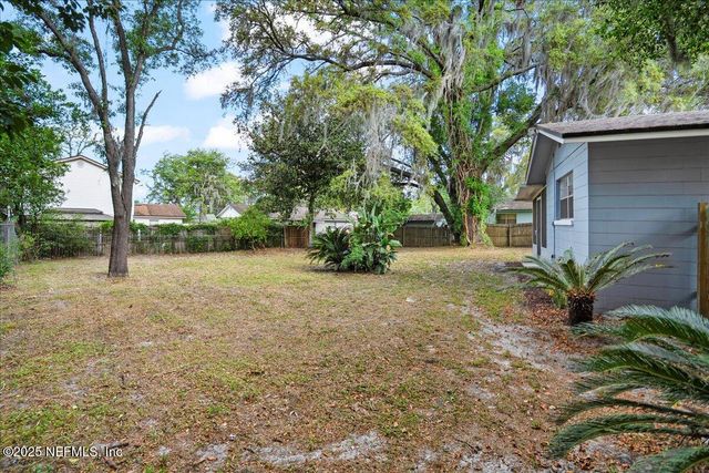 7488 DEEPWOOD Drive S, Jacksonville, FL 32244