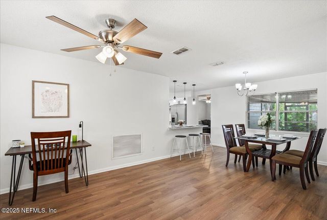 7488 DEEPWOOD Drive S, Jacksonville, FL 32244