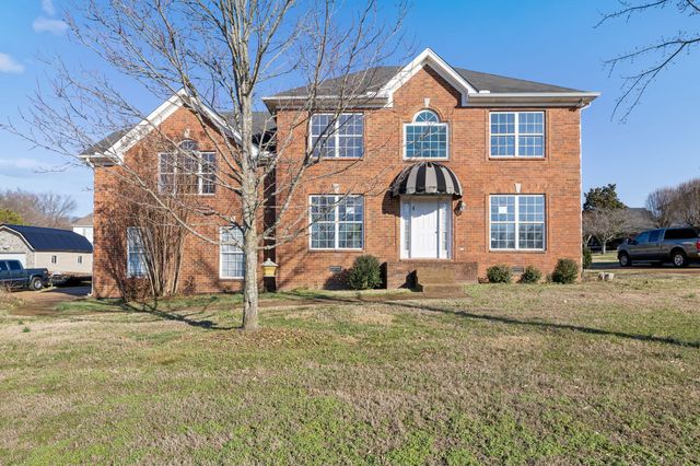 138 Huntington Pl, Hendersonville, TN 37075