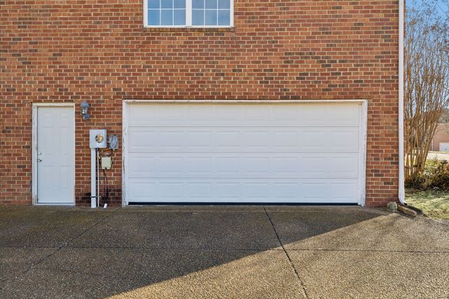 138 Huntington Pl, Hendersonville, TN 37075