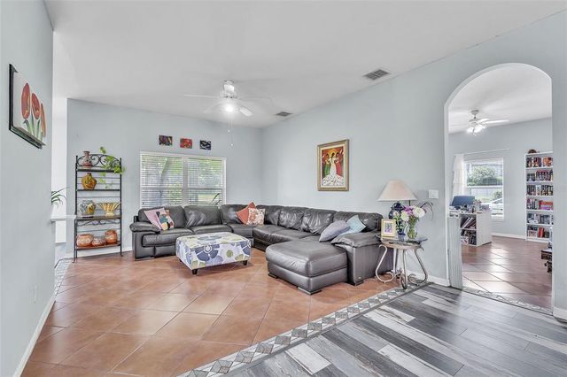 405 KEHOE BOULEVARD, Orlando, FL 32825