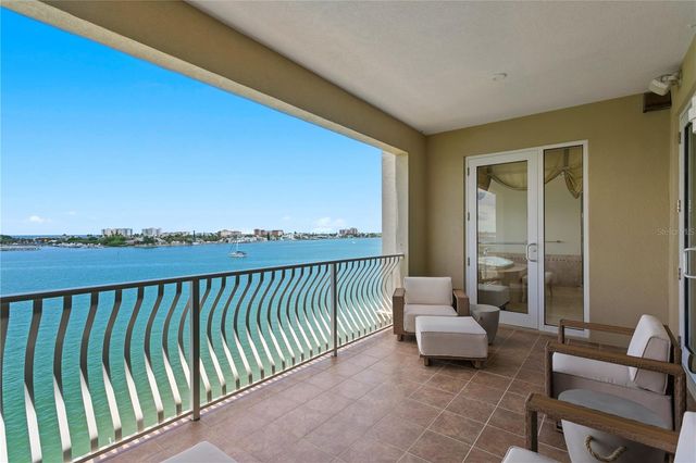 200 SKIFF POINT 501, Clearwater Beach, FL 33767