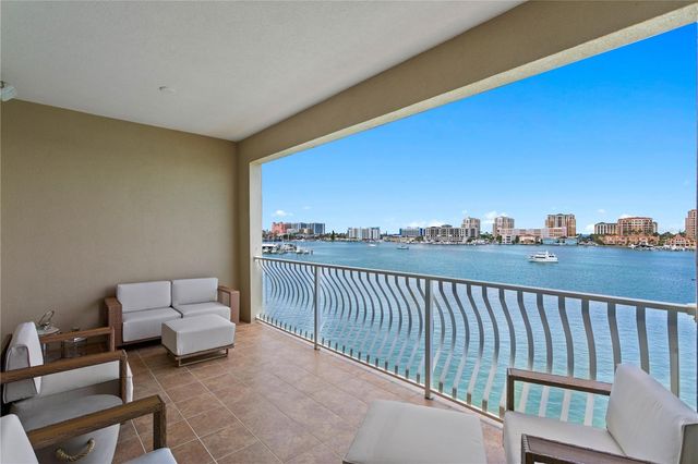200 SKIFF POINT 501, Clearwater Beach, FL 33767