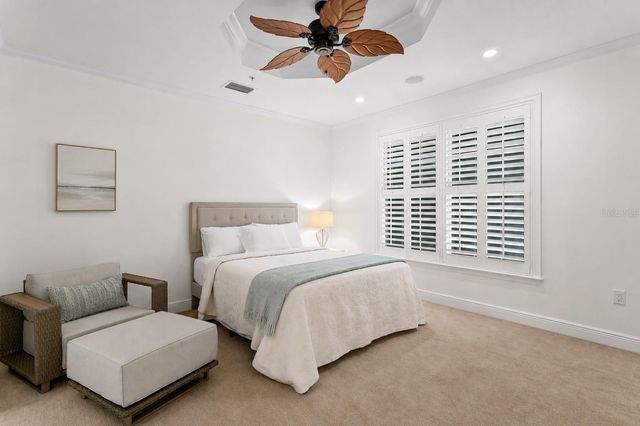 200 SKIFF POINT 501, Clearwater Beach, FL 33767