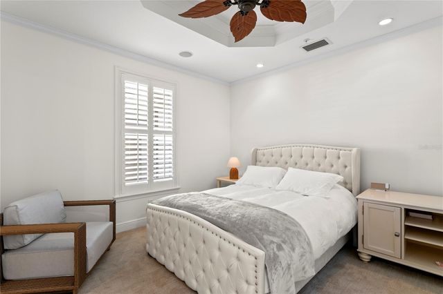 200 SKIFF POINT 501, Clearwater Beach, FL 33767