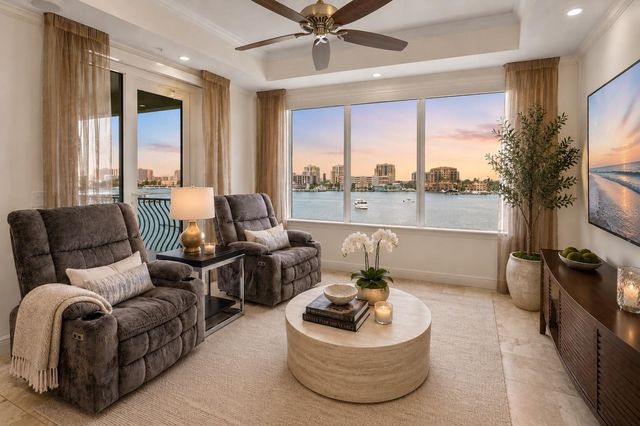 200 SKIFF POINT 501, Clearwater Beach, FL 33767