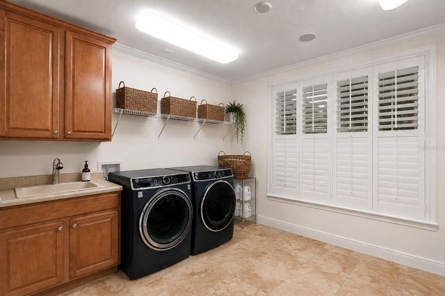 200 SKIFF POINT 501, Clearwater Beach, FL 33767