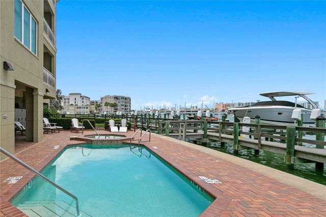 200 SKIFF POINT 501, Clearwater Beach, FL 33767