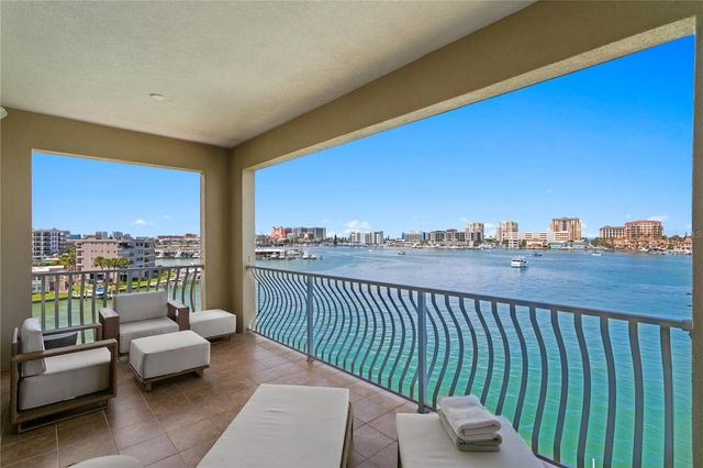 200 SKIFF POINT 501, Clearwater Beach, FL 33767