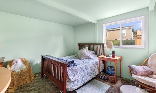 8415 Donald Way, Blaine, WA 98230