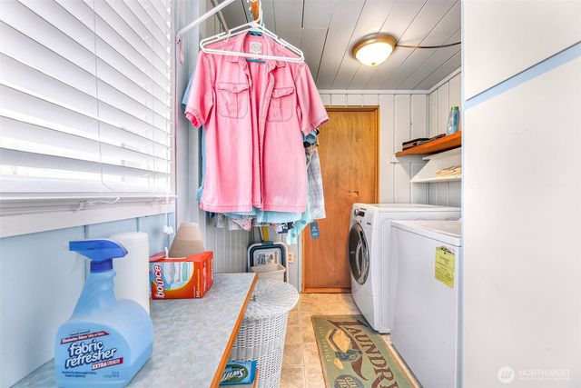8415 Donald Way, Blaine, WA 98230