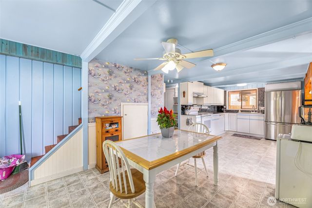 8415 Donald Way, Blaine, WA 98230