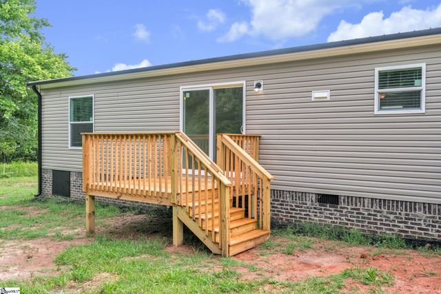 109 Windfield Hill Drive, Williamston, SC 29697