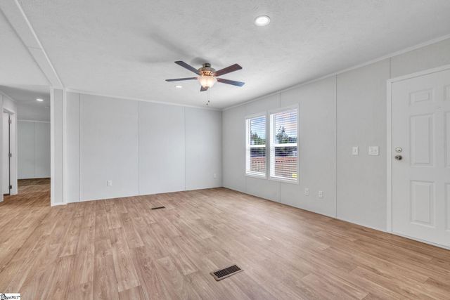 109 Windfield Hill Drive, Williamston, SC 29697