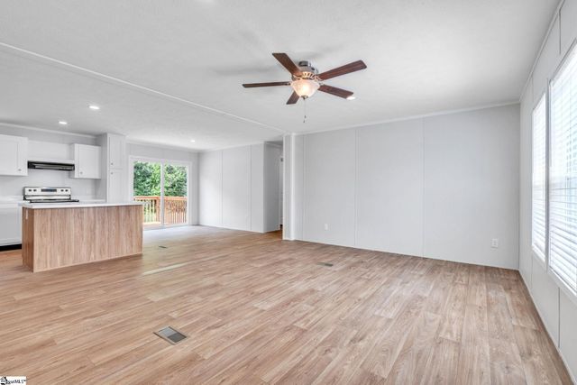 109 Windfield Hill Drive, Williamston, SC 29697