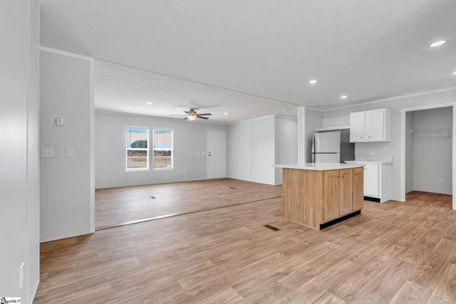 109 Windfield Hill Drive, Williamston, SC 29697