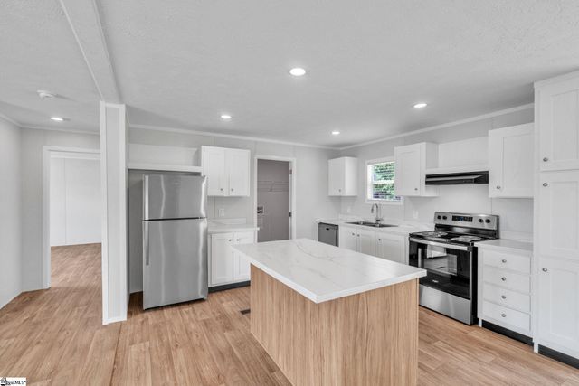 109 Windfield Hill Drive, Williamston, SC 29697