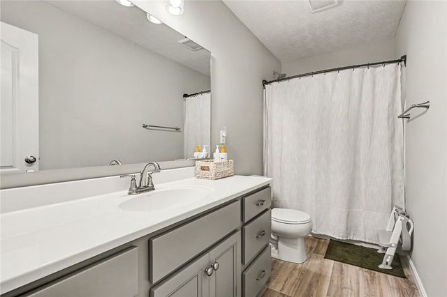 1582 Arden Bend, Fairborn, OH 45324