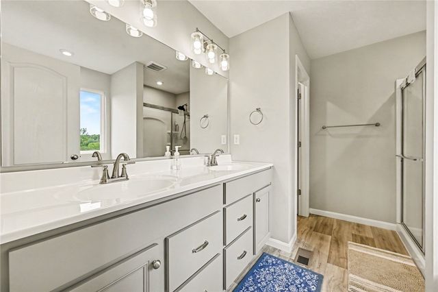 1582 Arden Bend, Fairborn, OH 45324