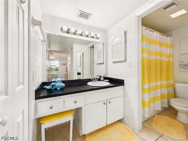 232 Palm DR 47-5, Naples, FL 34112
