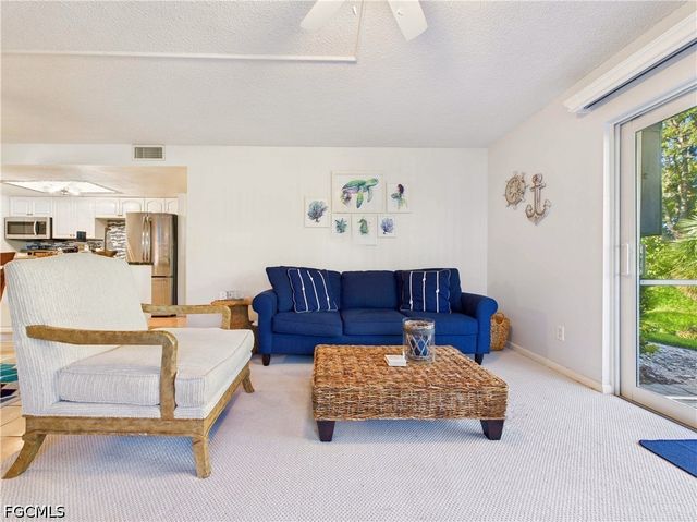 232 Palm DR 47-5, Naples, FL 34112
