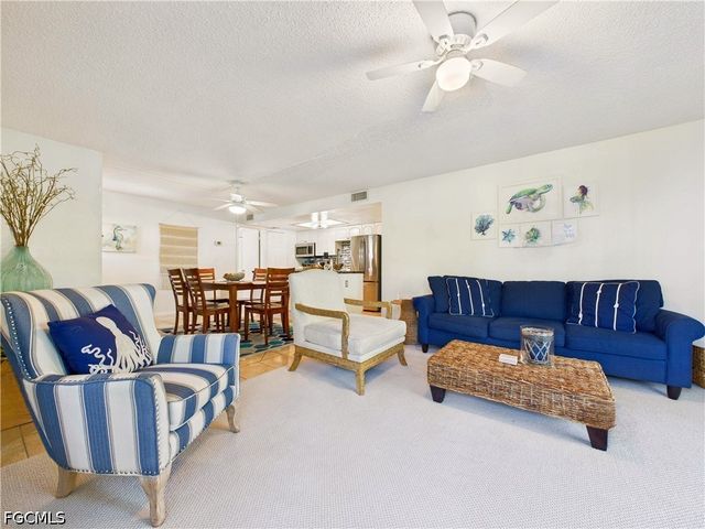 232 Palm DR 47-5, Naples, FL 34112