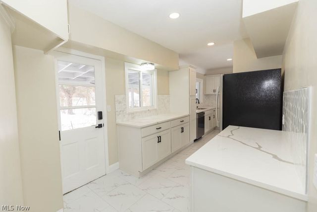 4059 Colony Road, South Euclid, OH 44121