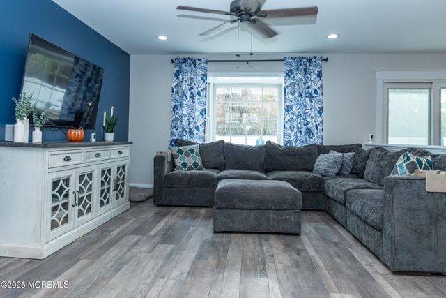 26 Jacqueline Court, Lanoka Harbor, NJ 08734