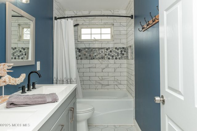 26 Jacqueline Court, Lanoka Harbor, NJ 08734