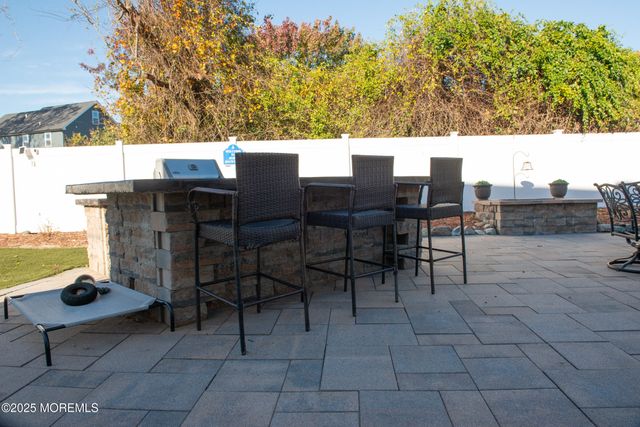 26 Jacqueline Court, Lanoka Harbor, NJ 08734